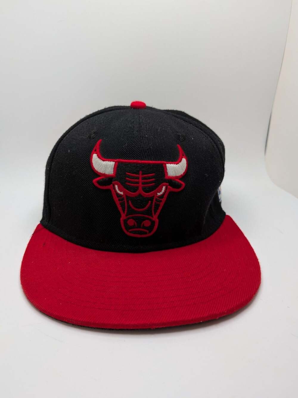 Mitchell & Ness Chicago Bulls Black and Red Snapback Hat